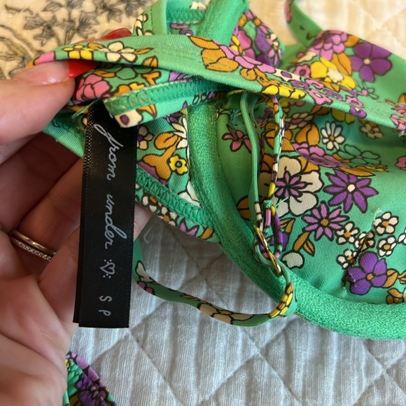 Bikini set - Picture 3 of 5